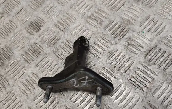 Mercedes-Benz GLE (W166 - C292) Front door upper hinge A1667200237
