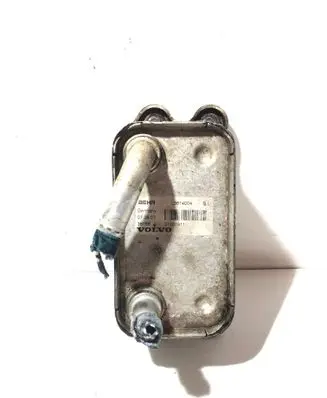 Volvo XC70 Engine oil radiator 31201911 L3614004 38168