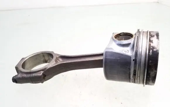 Volkswagen Transporter - Caravelle T5 Piston with connecting rod