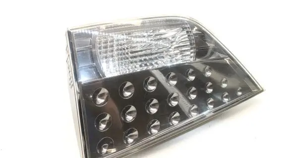 Mitsubishi Outlander Tailgate rear/tail lights