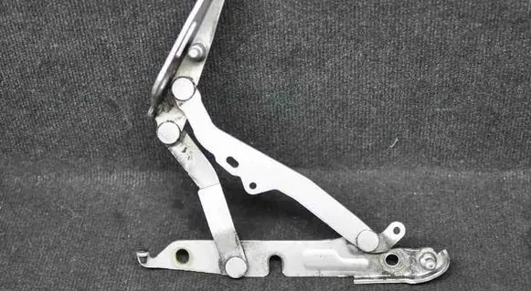 Audi A6 S6 C6 4F Tailgate/trunk/boot hinge 4F0827302D