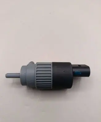 Nissan Qashqai Windscreen/windshield washer pump 28920JD00A 201712T N1SS0U