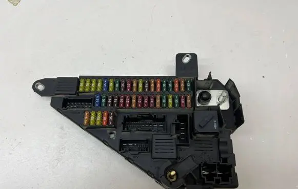 BMW 5 E60 E61 Fuse box set 518956024 6906618