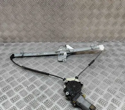 Hyundai H-1, Starex, Satellite Front door electric window regulator 988104H100 824034H010