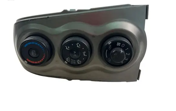 Toyota Yaris Interior fan control switch 554060D190