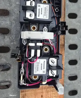 Nissan Leaf I (ZE0) Hybrid / electric car battery 294A13NF0A AEV65050 201302000544