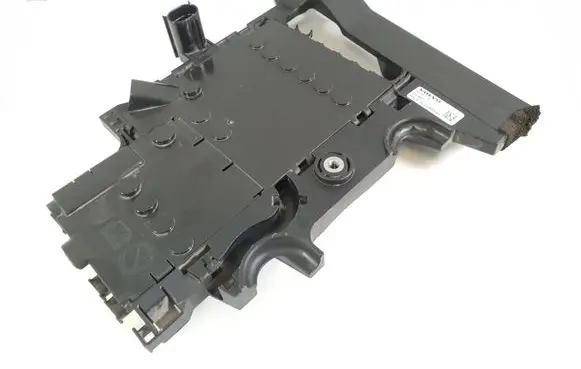 Volvo S60 Fuse module 32200114