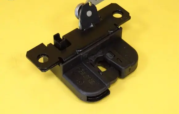 Tailgate/trunk/boot lock/catch/latch
