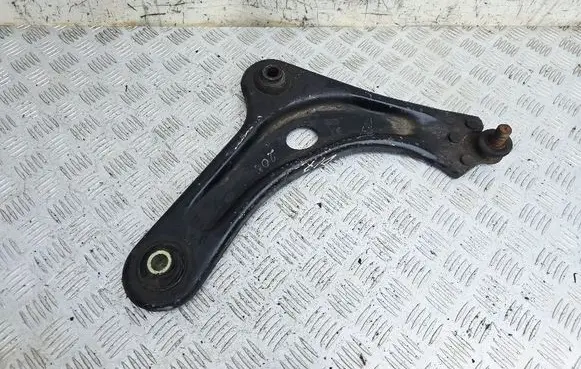 Peugeot 208 Front lower control arm/wishbone