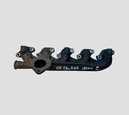 Volvo V70 Exhaust manifold 30637797