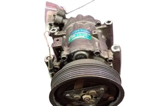 Renault Thalia I Air conditioning (A/C) compressor (pump)