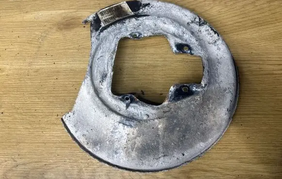 Volvo S80 Rear brake disc plate dust cover P30666403