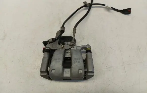 Tesla Model 3 Rear brake caliper 1044623-00-h