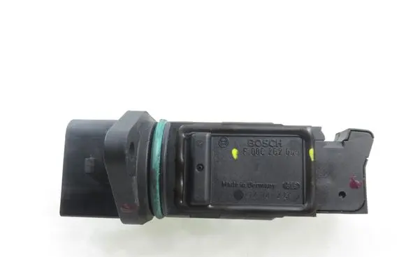 Volkswagen PASSAT B5.5 Mass air flow meter F00C2G2055