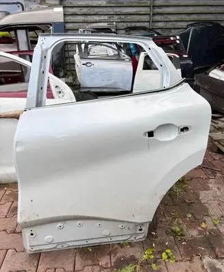 Renault Captur II Rear door 821010589R MQ003435 250101017