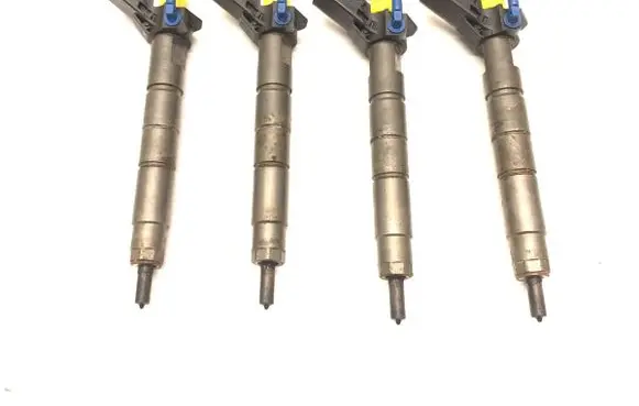 Mercedes-Benz Sprinter W907 W910 Fuel injectors set A6540700187