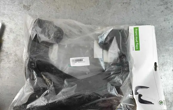 Skoda Yeti (5L) Front mudguard kea630001