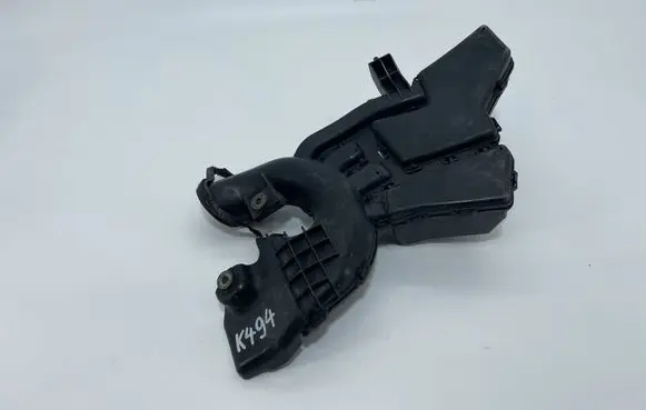 Nissan Pulsar Intake resonator 3ZN0A