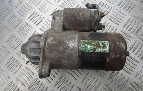 Hyundai Lantra II Starter motor HMC36100