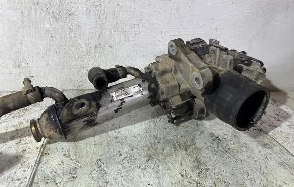 Volvo XC90 EGR valve cooler 880765R 880765 880172