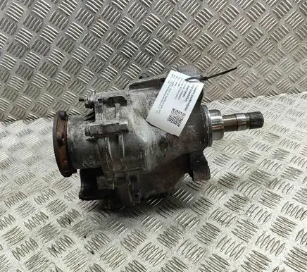 Gearbox transfer box case