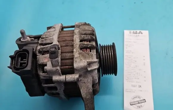 Hyundai i30 Generator/alternator 373002B101 IMPRK1558126
