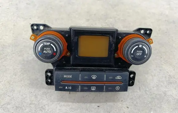 KIA Carens I Climate control/heater control trim 972501D750WK