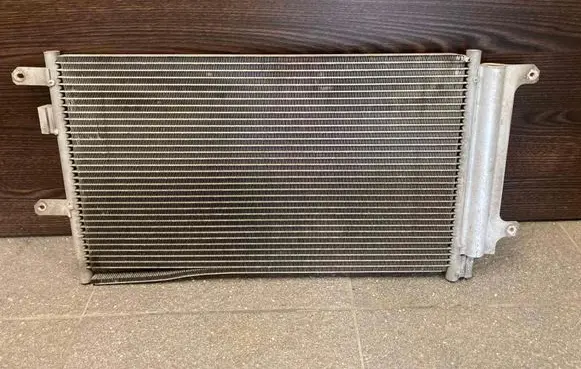 Iveco Daily 35 - 40.10 A/C cooling radiator (condenser) 504256333