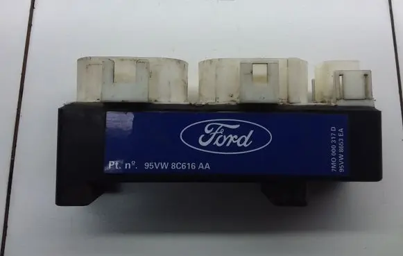 Ford Galaxy Coolant fan relay 7MO000317D 95VW8653EA