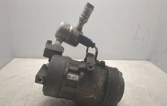 Volkswagen Up Air conditioning (A/C) compressor (pump) 1S0820803A