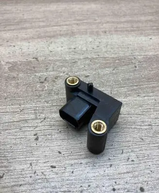 BMW 5 E60 E61 Airbag deployment crash/impact sensor 6977398