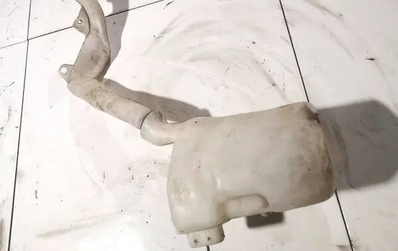 Peugeot 207 Windshield washer fluid reservoir/tank 9648337580