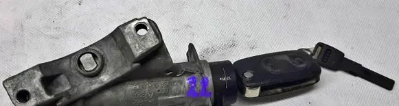 Audi A6 S6 C5 4B Ignition lock 4B0905851C