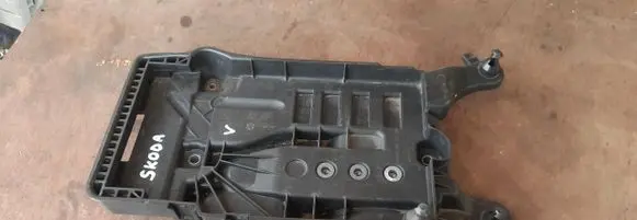 Seat Arona Battery box tray AG200915331