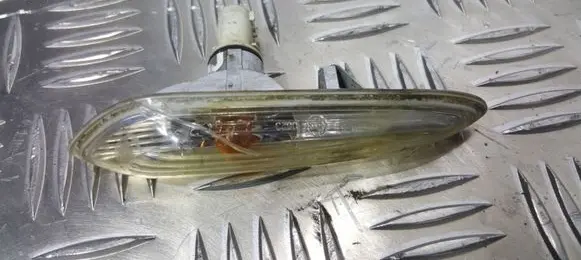 BMW 3 E46 Front fender indicator light