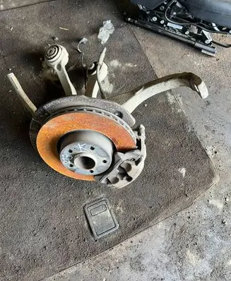 Mercedes-Benz E W213 Front wheel hub spindle knuckle
