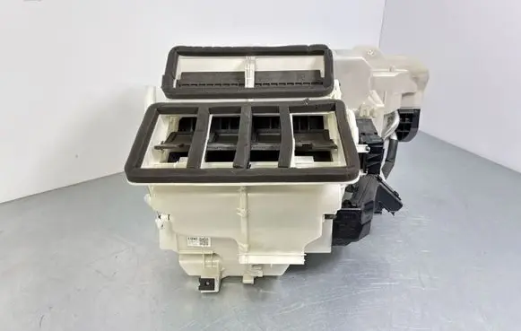 Mazda CX-5 II Interior heater climate box assembly 20220926