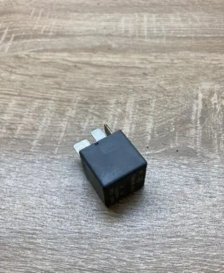 Mercedes-Benz GLC X253 C253 Other relay A0009822923 120003041