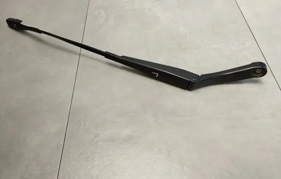 Audi A3 S3 8V Front wiper blade arm 8V1955407B