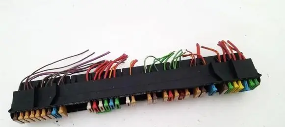 BMW 5 E39 Fuse box set 61138366570 61.13-8366570