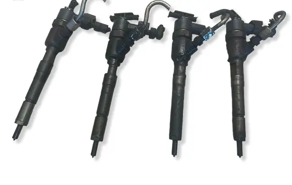Opel Meriva B Fuel injectors set 0445110325