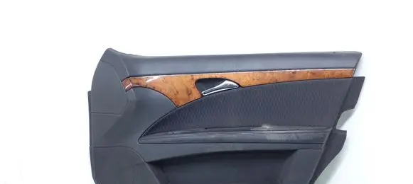 Mercedes-Benz E W211 Front door card panel trim A2117206062 A2117270248