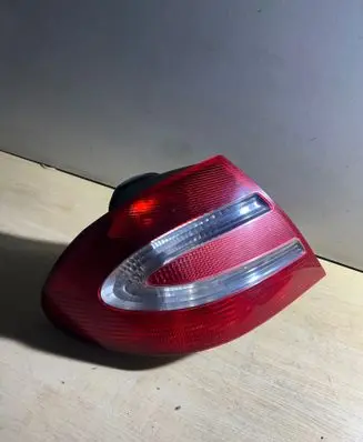 Mercedes-Benz CLK A209 C209 Rear/tail lights A2098200164 15466100