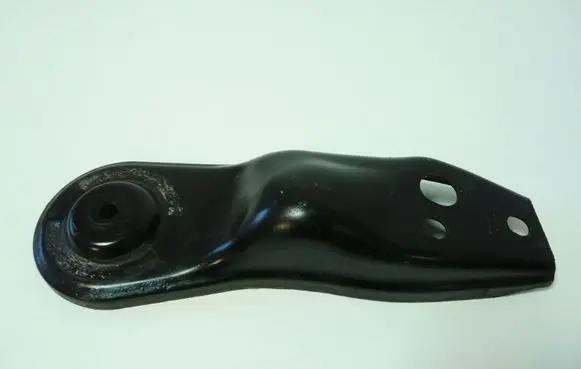 Audi A6 S6 C6 4F Engine mounting bracket 4F0505219B