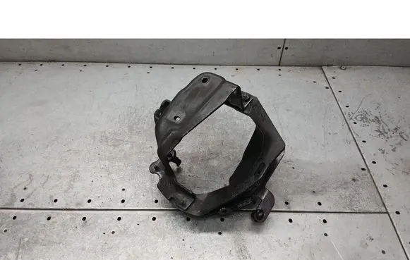 Volvo V50 Fender mounting bracket 4N5Q9A072AC