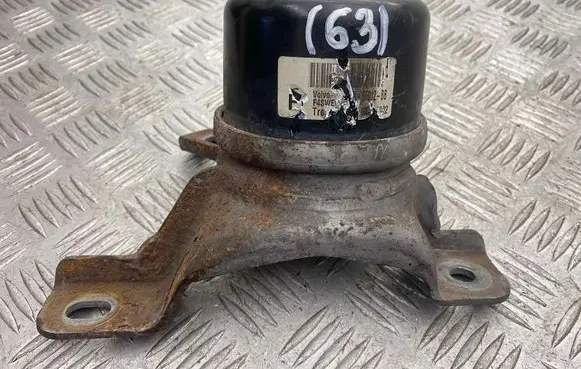 Volvo V60 Engine mount bracket 8G9N6F012BB