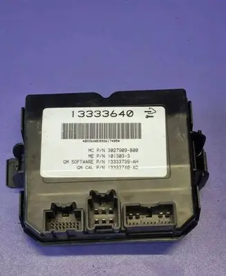 Opel Insignia A Tailgate/trunk control unit/module 13333640 13333739 3027909B00