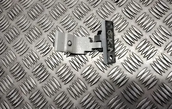 BMW X5 F15 Rear door lower hinge 7325053