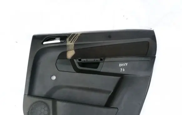 Opel Zafira B Front door card panel trim 13223179 3099046