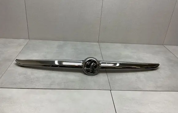 Opel Zafira C Tailgate trim 20907405